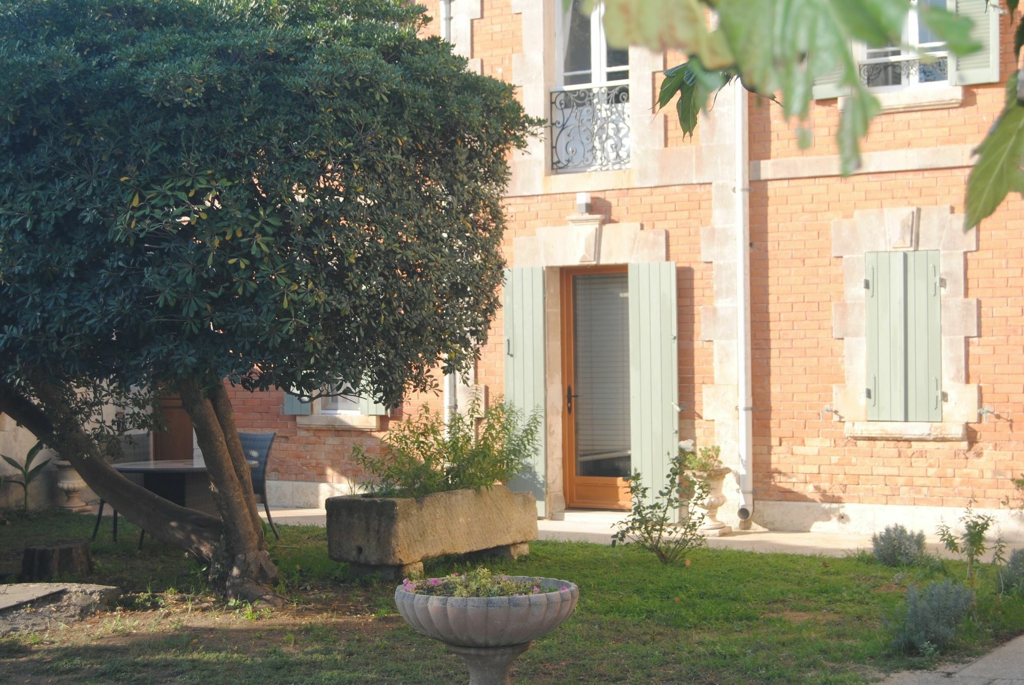آرْلْ Le Mas Marguerite المظهر الخارجي الصورة